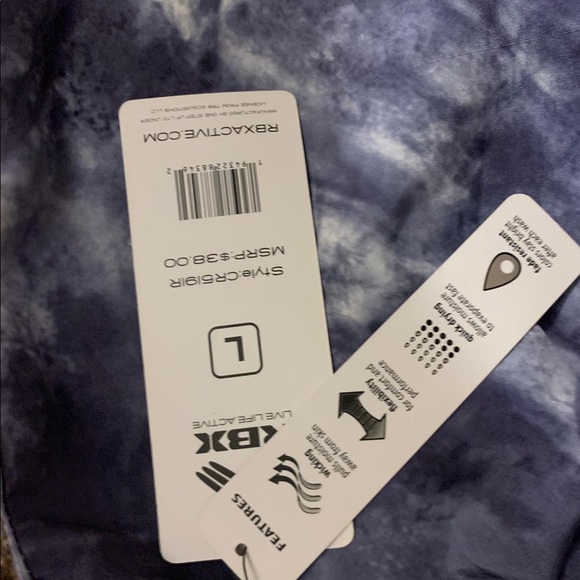 2 gym shorts - Picture 9 of 11